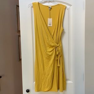 NWT Yellow a New Day wrap dress